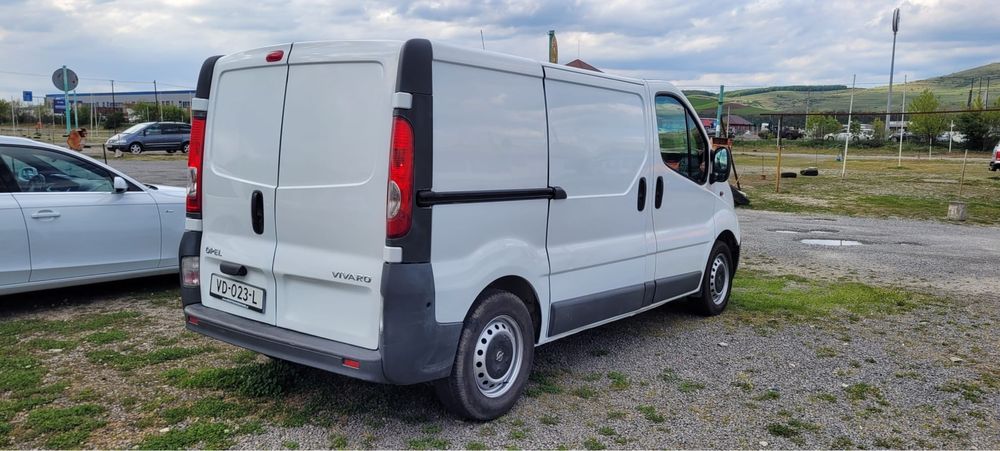 Opel Vivaro 2013 euro 5 2.0cdti