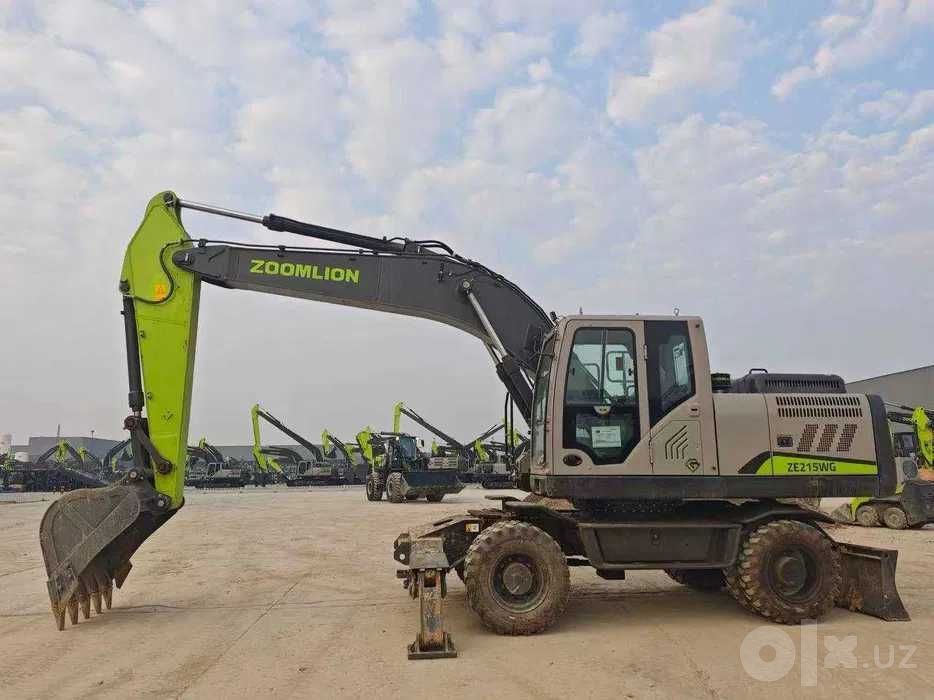 Колёсный экскаватор ZE215WG
