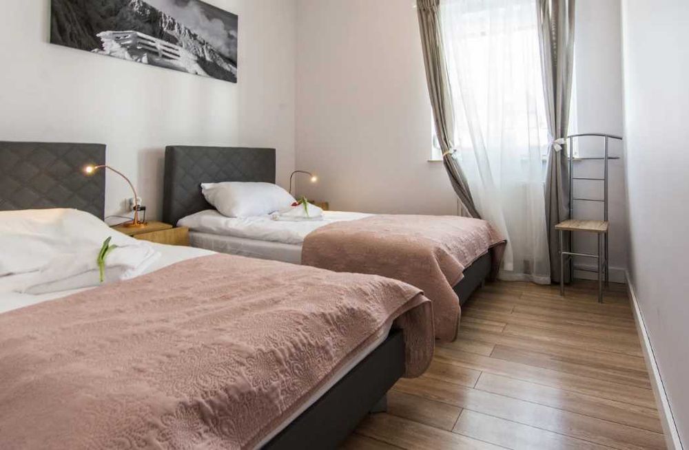 Дава се под наем Тристаен апартамент в Пловдив, Каменица 2 - 100 кв.м за 315 € - Снимка #3