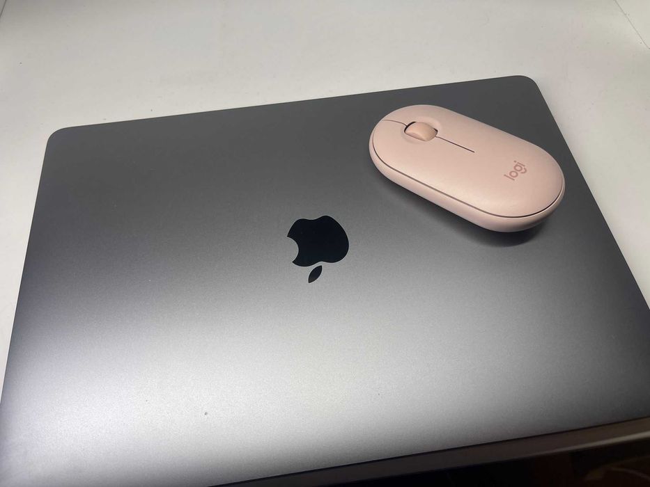 MacBook Pro, 13-inch, M1, 2020, Touch Bar