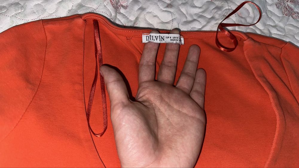 Оранжевый кроп топ