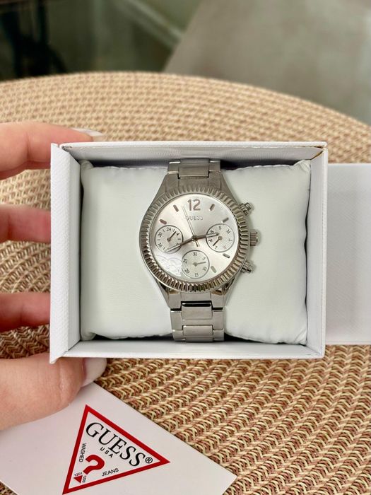 Ceas de dama GUESS Riviera W0323L1