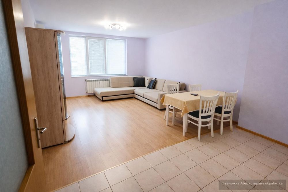 Дава се под наем Двустаен апартамент в София, Център - 67 кв.м за 598.23 € - Снимка #1