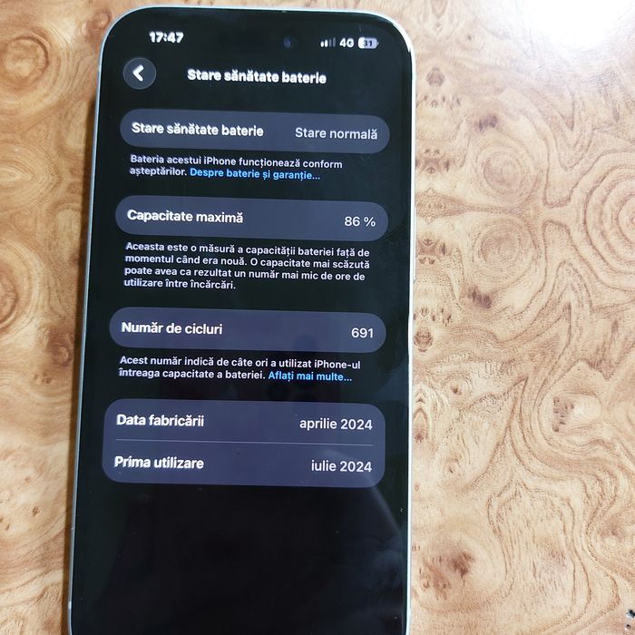 Vand/schimb urgent iPhone 15