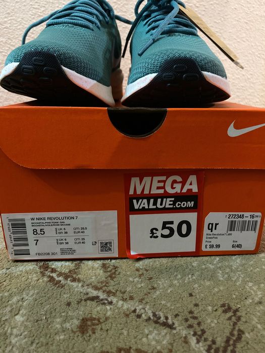 Маратонки Nike / неизползвани