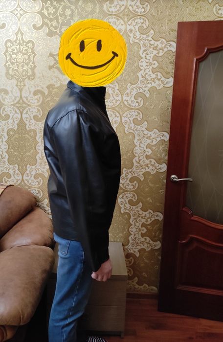 Продам кожаную куртку