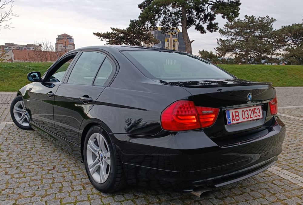 Bmw seria3 e90 facelift