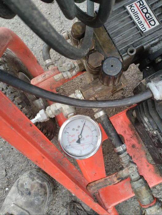 Машина за отпушване на канали