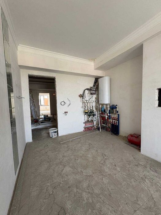 Объединённая 3+2 — 210 м², кирпичная новостройка