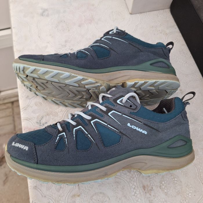 Lowa goretex nr 40 stare bună