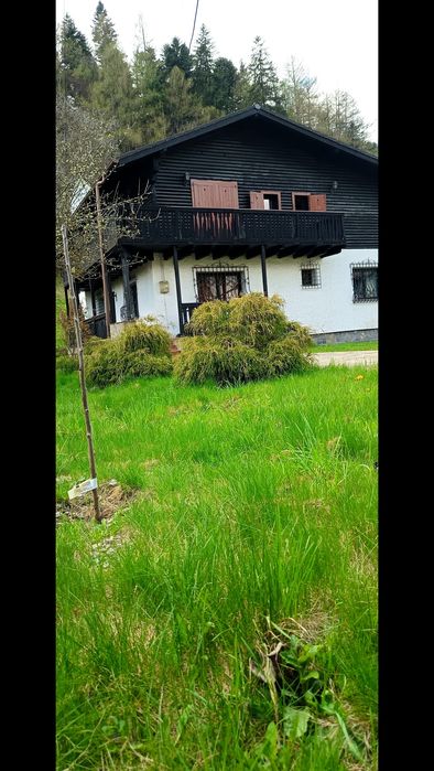 Închiriez Casă  Elvețiană din Sinaia