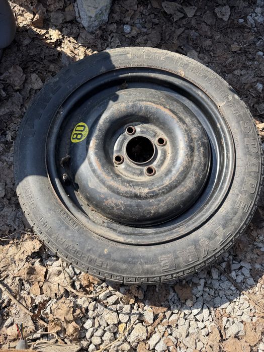 Резервна гума патерица Ford