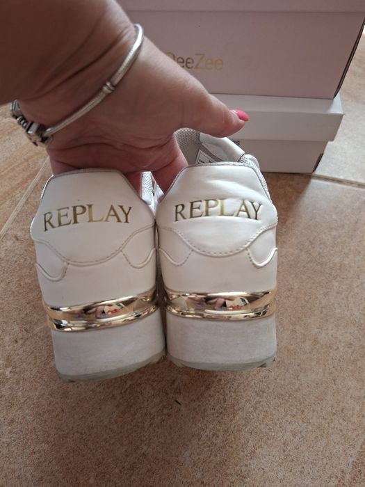 Нови дамски сникърси  Calvin klein,  Replay, Deezee