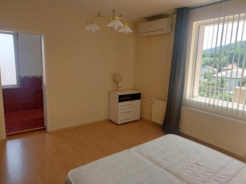 Дава се под наем Тристаен апартамент в София, Симеоново - 100 кв.м за 650 € - Снимка #4