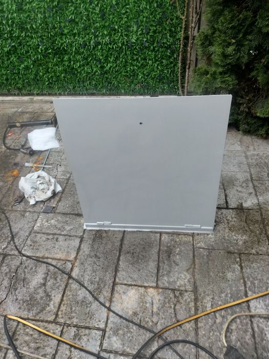 Ușa beci- trapa acces - capac camin- fosa