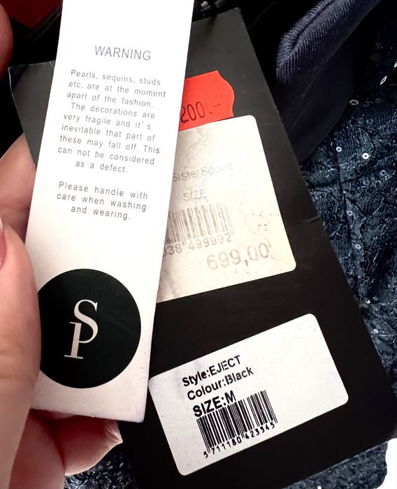 Черна къса кокетна рокля