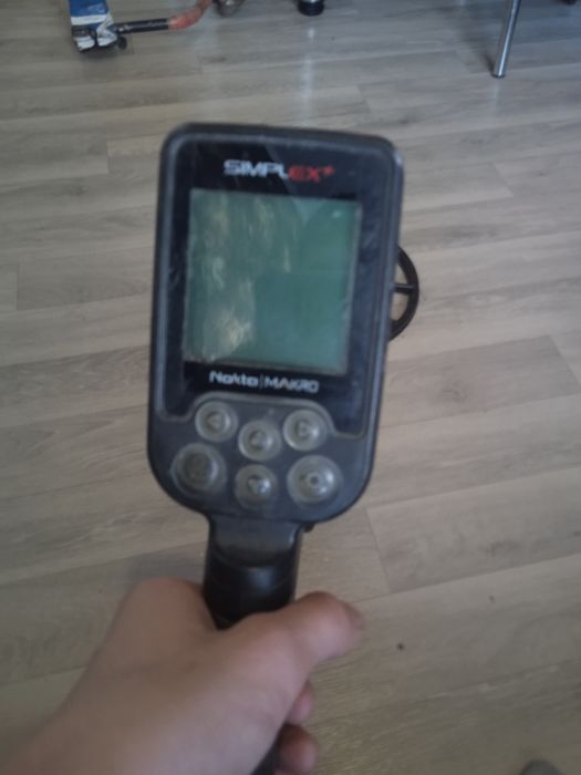 Металл искатель буквально новые