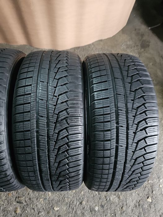 4 anvelope iarna 225 50 17 Hankook 2023