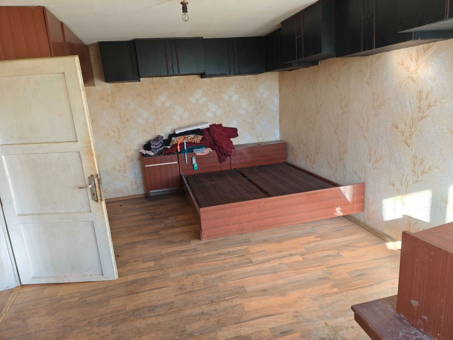 Продава се Къща в с. Блатец, Област Сливен - 372 кв.м за 175 €/кв.м - Снимка #13