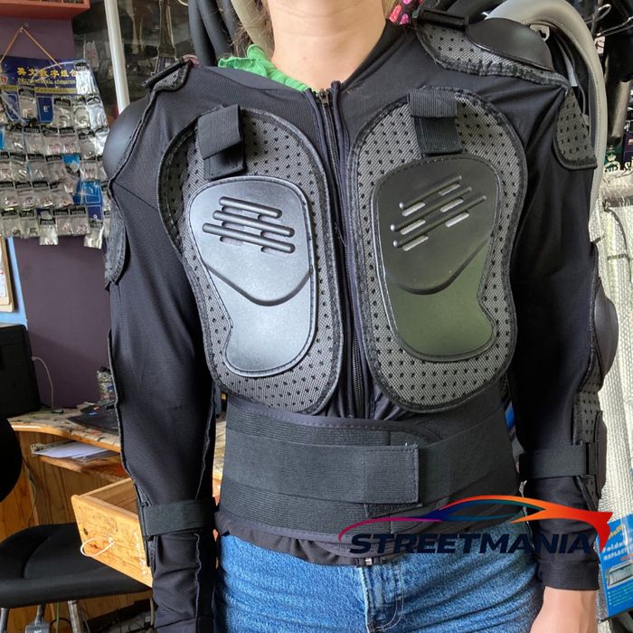 Бронирано мото яке с протектори – размер M (реално отговаря на S)