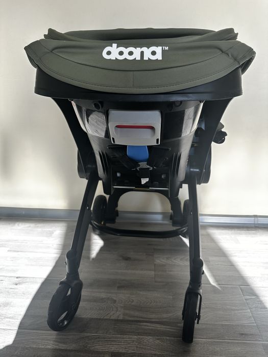 Бебешка количка Doona