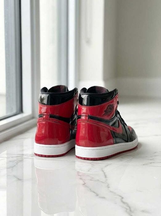 Adidasi Jordan 1 High Patent Bred - OG - Premium - Unisex