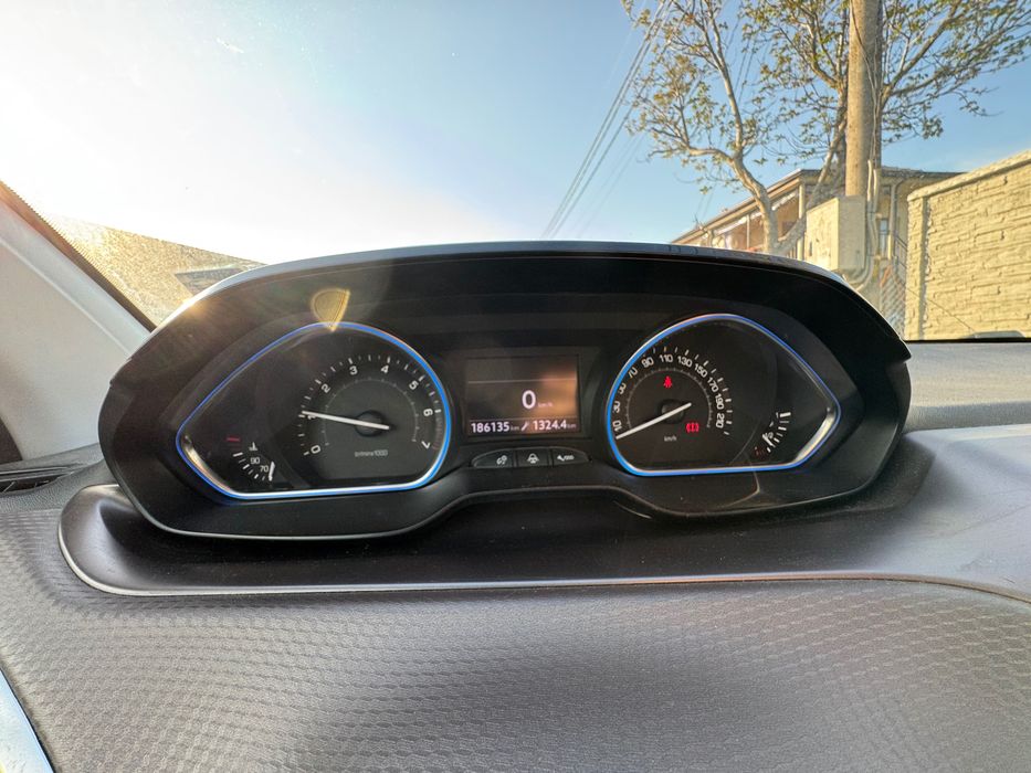 Peugeot 2008 2013г.