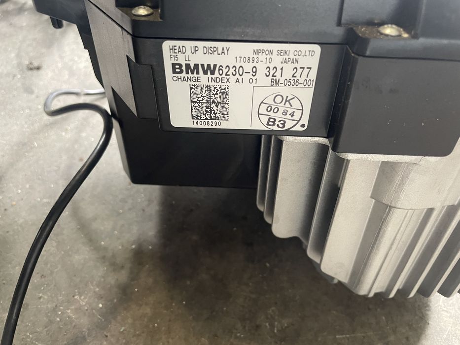 Километраж/ хед ъп дисплей БМВ Х5/ Ф15 (head up bmw f15)6
