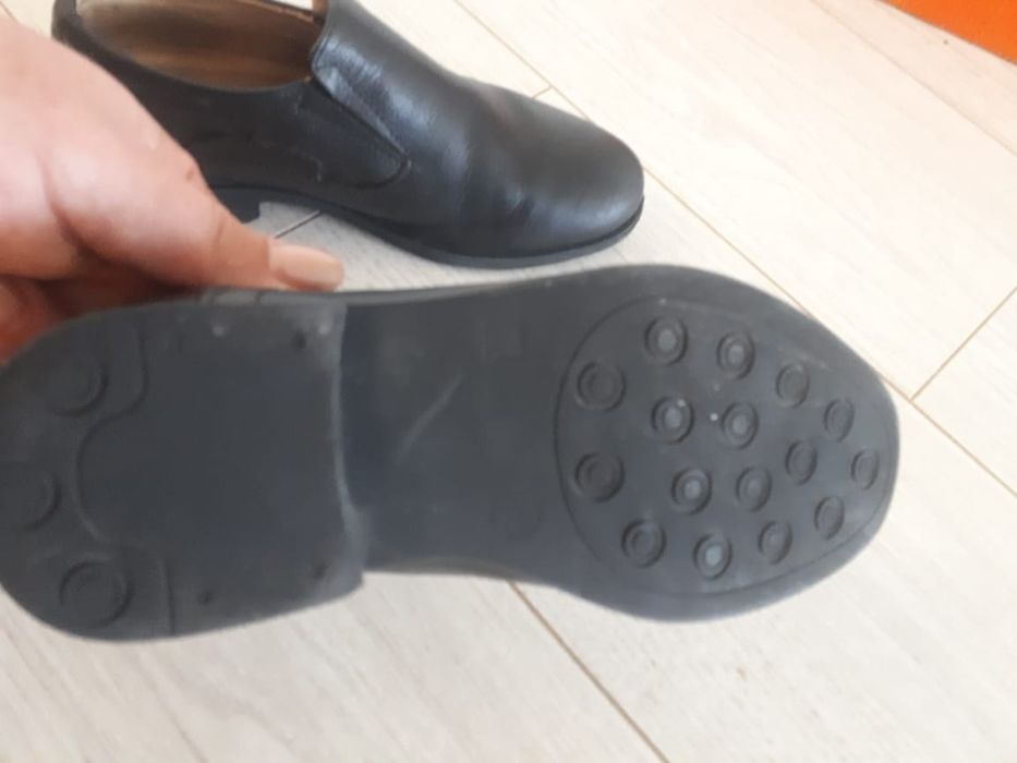 Туфли школьные  для мальчика  28 размер