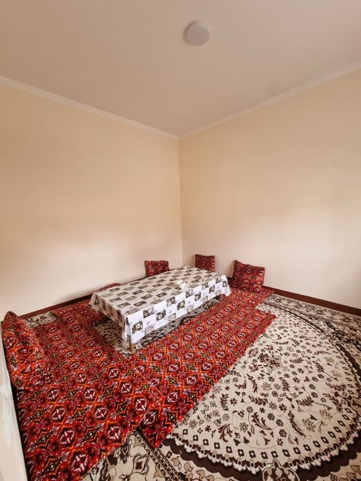 Зангиота туманида 3хонали квартира Арендага берилади Оилага