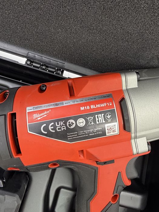 Cheie de impact de mare cuplu Milwaukee M18 BLHIWF12-502X - Nouă