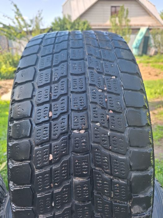 Продам шины  б/у