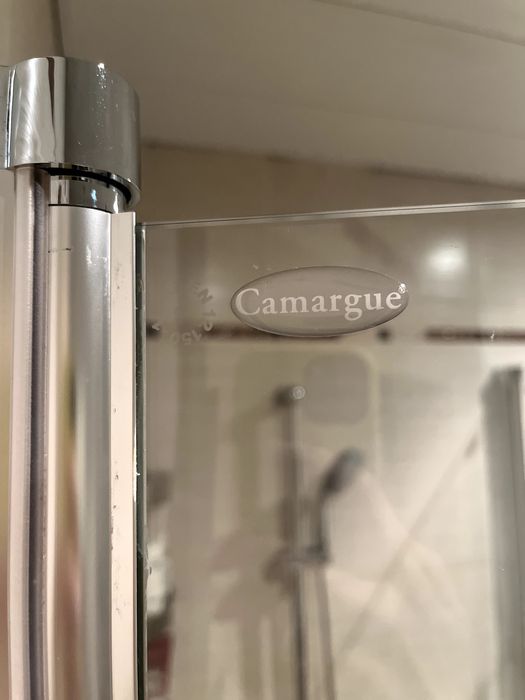 Душ кабина овална Camargue BAUHAUS - 86х86 6 мм термозакалено стъкло