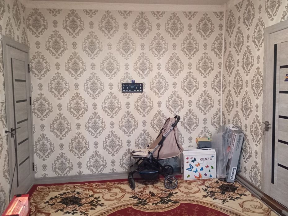 Qoraqamish 1/4  Andalus. Oila bilan turishga 1 ta yoki 2 ta qiz kerak.