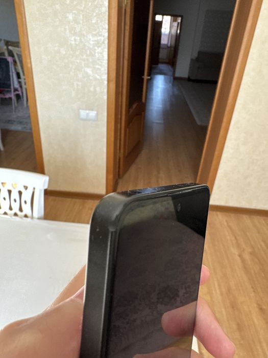 Продам Redmi note 13 4g