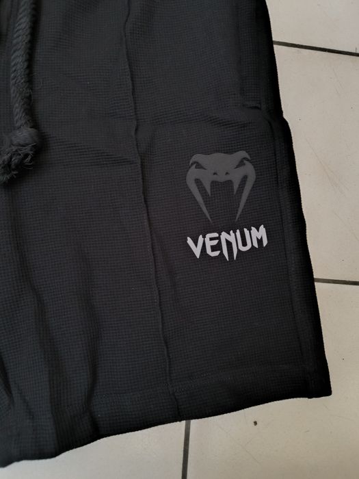 Тениска и къси панталони VENUM