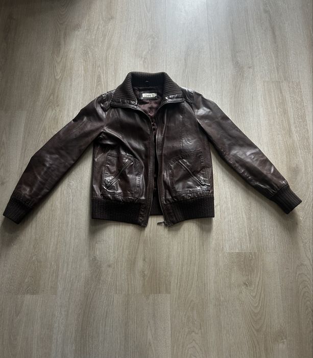 Кафяво Кожено яке