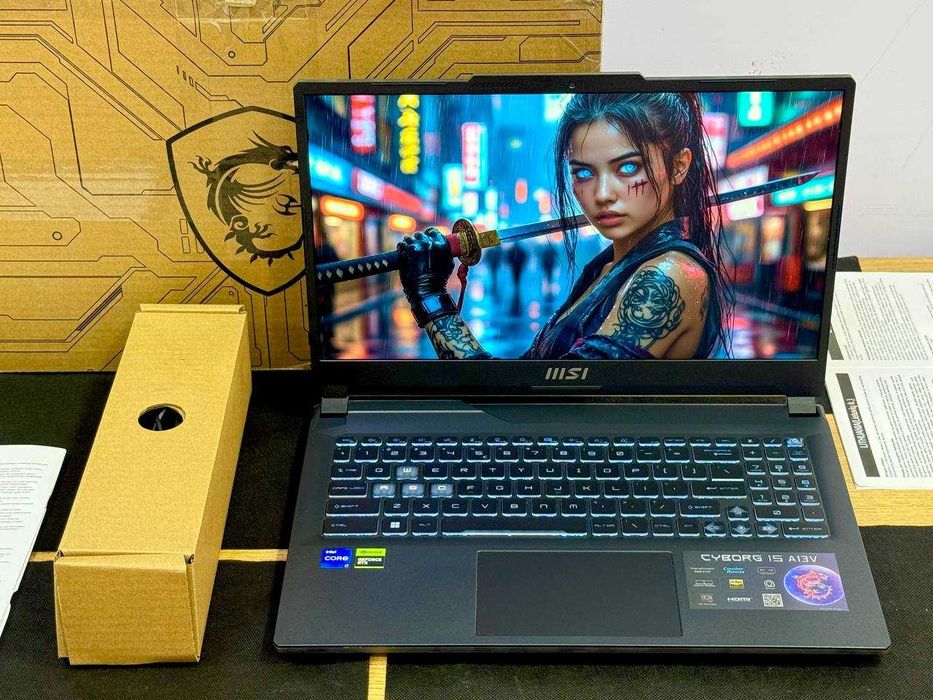 MSI Cyboarg 15 A13V