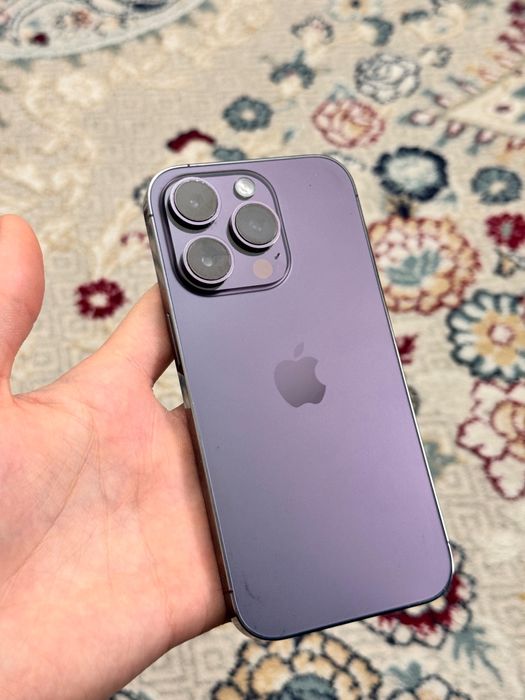 Телефон iPhone 14 pro