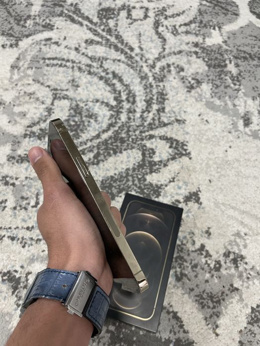 Iphone 12 pro sotiladi