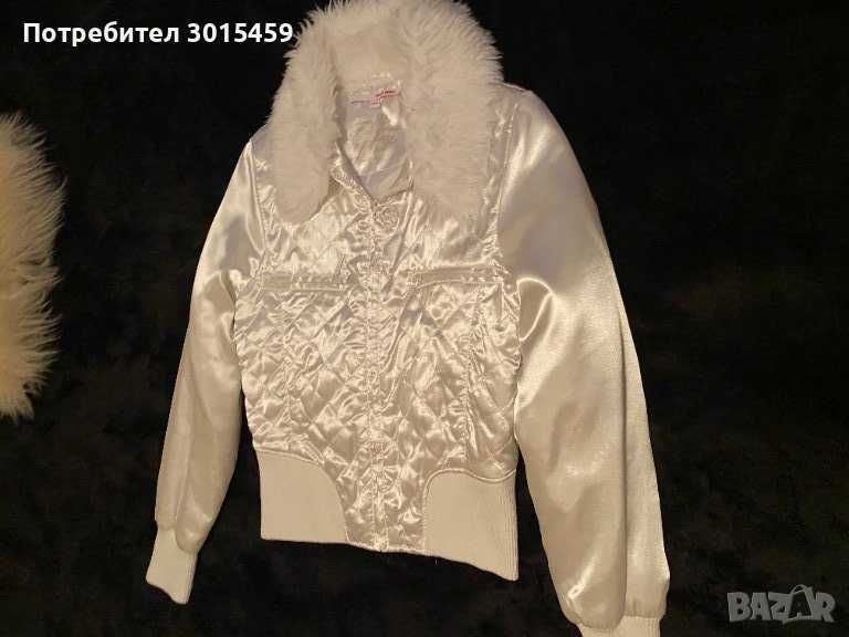 Бяло сатенено яке Tally Weijl с пухкава яка