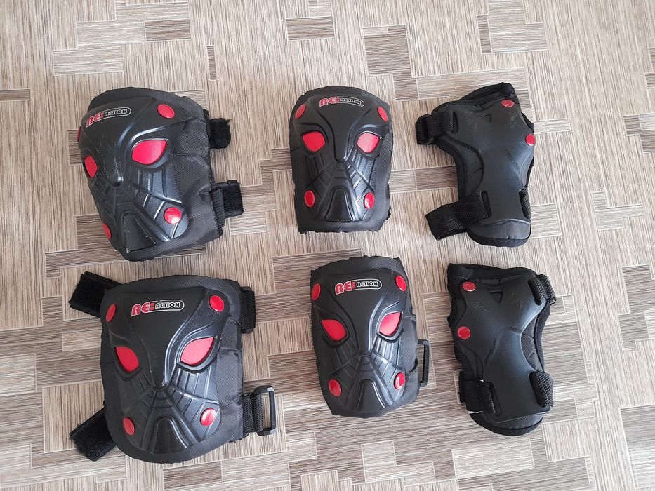 Роликовые коньки