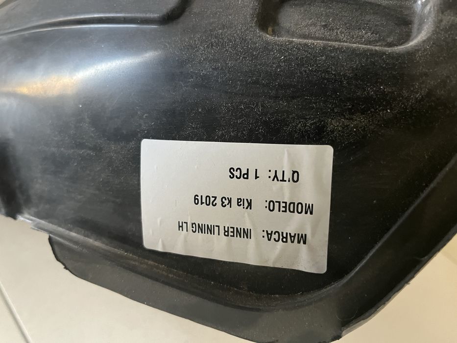 Продам подкрылок КИА