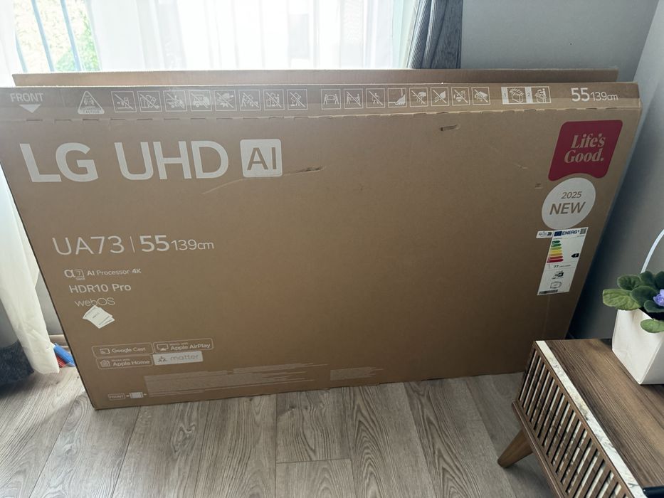Телевизор LG UHD