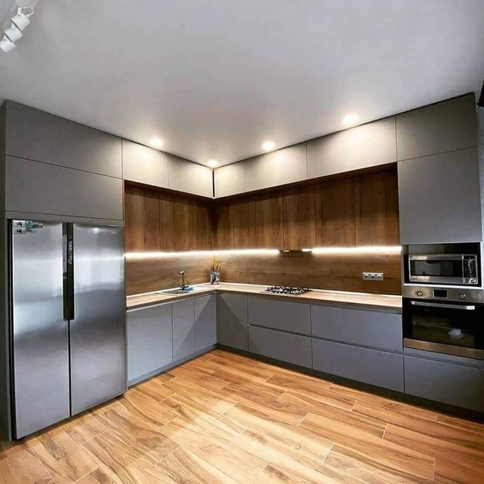 Oshxona mebel xamada 3mil300 bizda esa metri 2mil 600 (2.60sm)