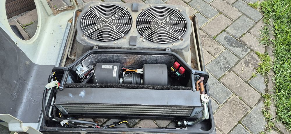Aer conditionat rulota-utilaje
