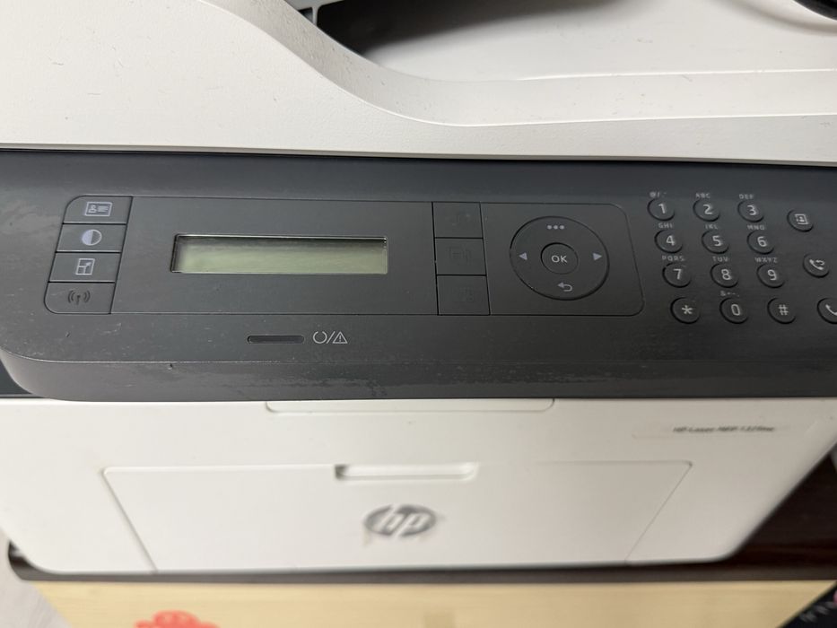 МФУ HP LaserJet 137fnw