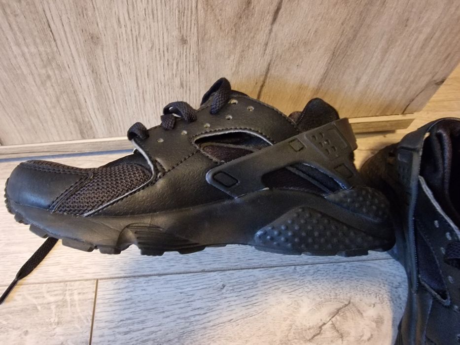 Маратонки Nike, номер36.5