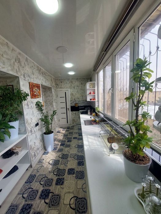 Uy sotiladi Evro remont