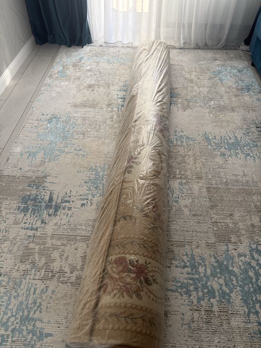 Продается ковер 2.4х3